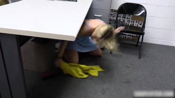 【啄木鸟】-坏朋友