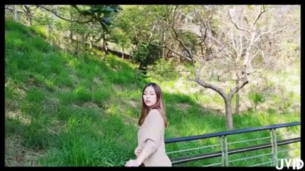 【台湾JVID】辣模野外露出 露美鮑真淫荡