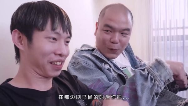 【大象传媒】淫荡人妻家政妇 Dax006 大象传媒