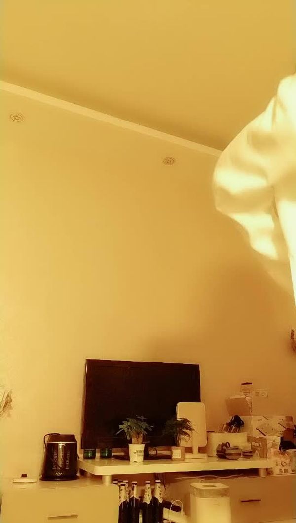 【短视频】KIKI 清纯萌妹回归小秀