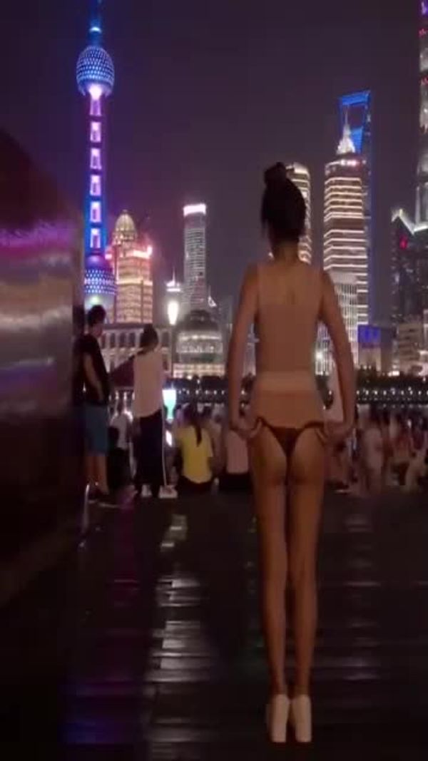 【短视频】内裤送你鸭