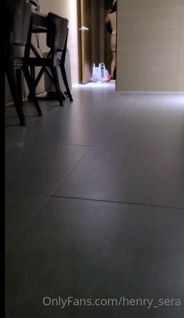 【短视频】亨利夫妻绿意盎然色诱骑手小哥口爆采精才让离开